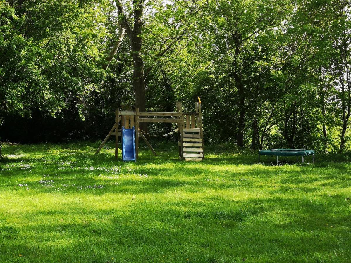 Landhaus Kaisershof - Ferienwohnungen Auf Dem Land Schillig Bagian luar foto